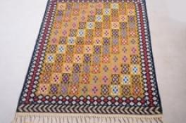 گلیم نقش سرمه دان