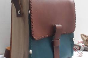 کیف چرم و چوب طبیعی دست ساز
