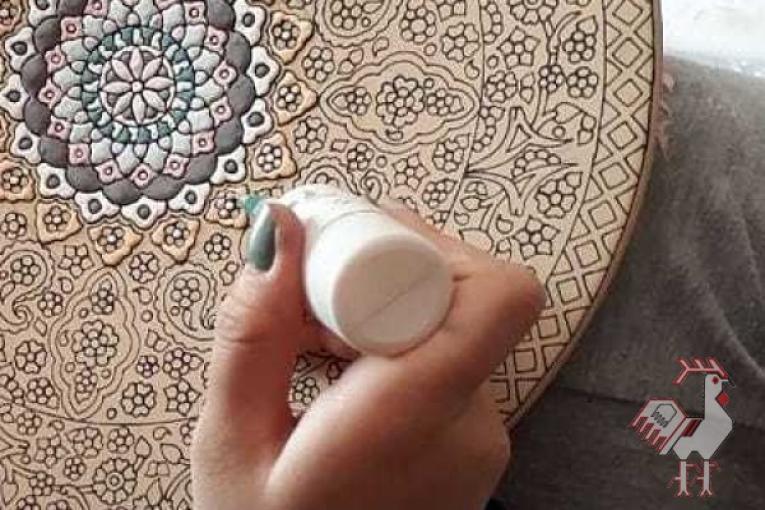 آموزش تخصصی میناکاری روی سفال
